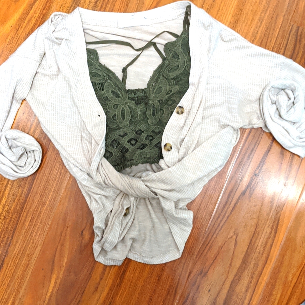 Anemone hunter green lace bralette